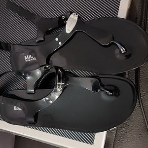 Michael kors sandals good condition